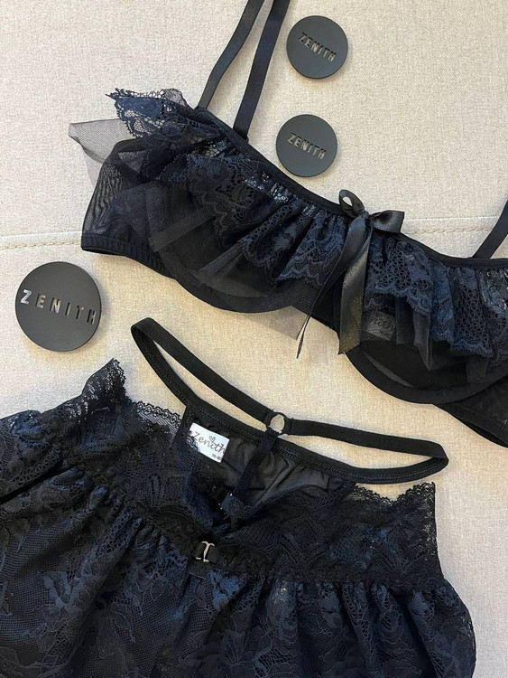 ست شورت و سوتین فانتزی زنانه