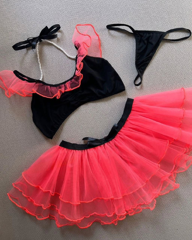 ست لباس زیر فانتزی زنانه