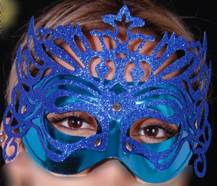 نقاب بالماسکه