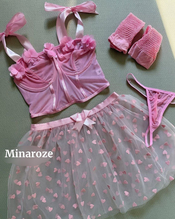 ست لباس زیر فانتزی زنانه