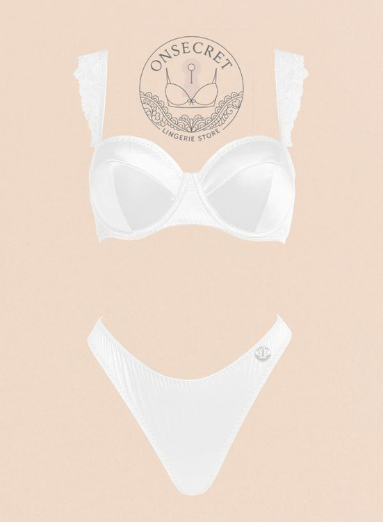 شورت و سوتین زنانه