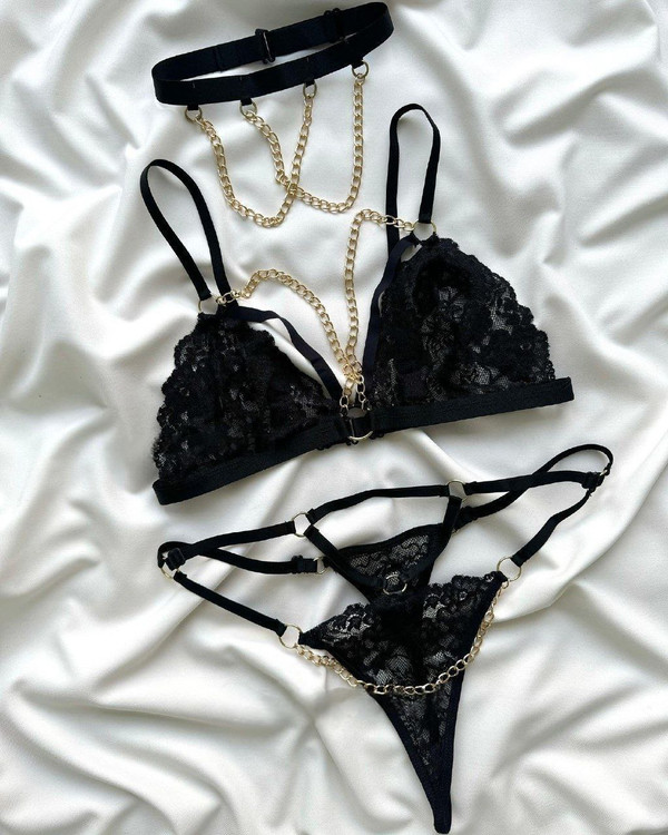 ست لباس زیر فانتزی زنانه