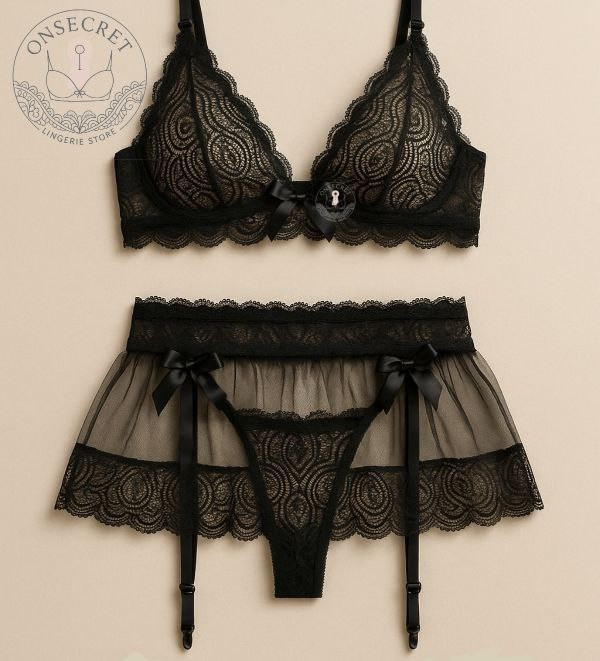 ست لباس زیر فانتزی زنانه