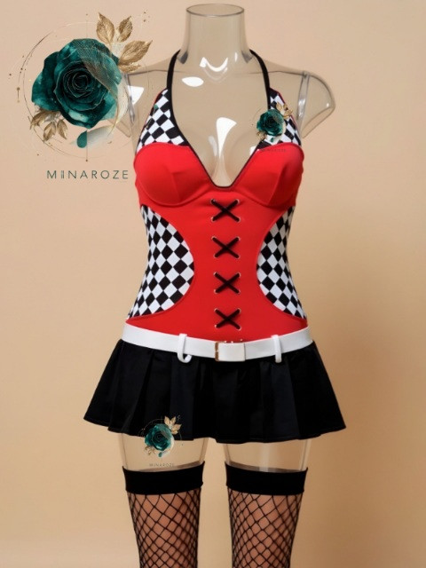 کاستوم مسابقات اتومبیلرانی زنانه فانتزی