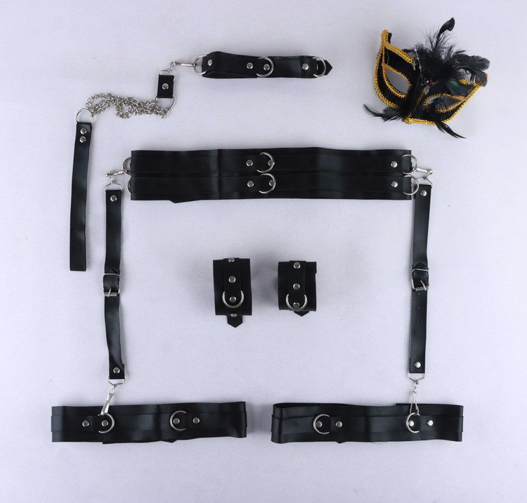 ست گارتر چرمی