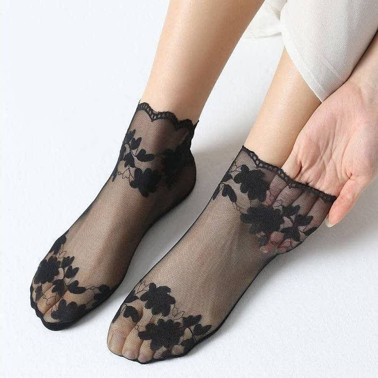 جوراب مچی زنانه مجلسی طرح دانتل کفیدار | مدل لوکس و فوقالعاده خاص